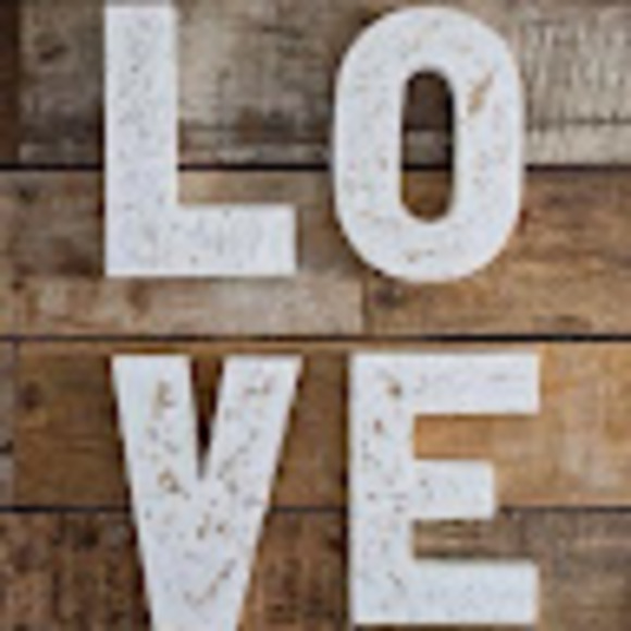 Meet your Posher, Ashley - Picture 1 of 1